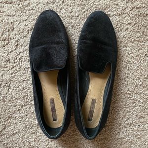 Tahari Velvet Flats